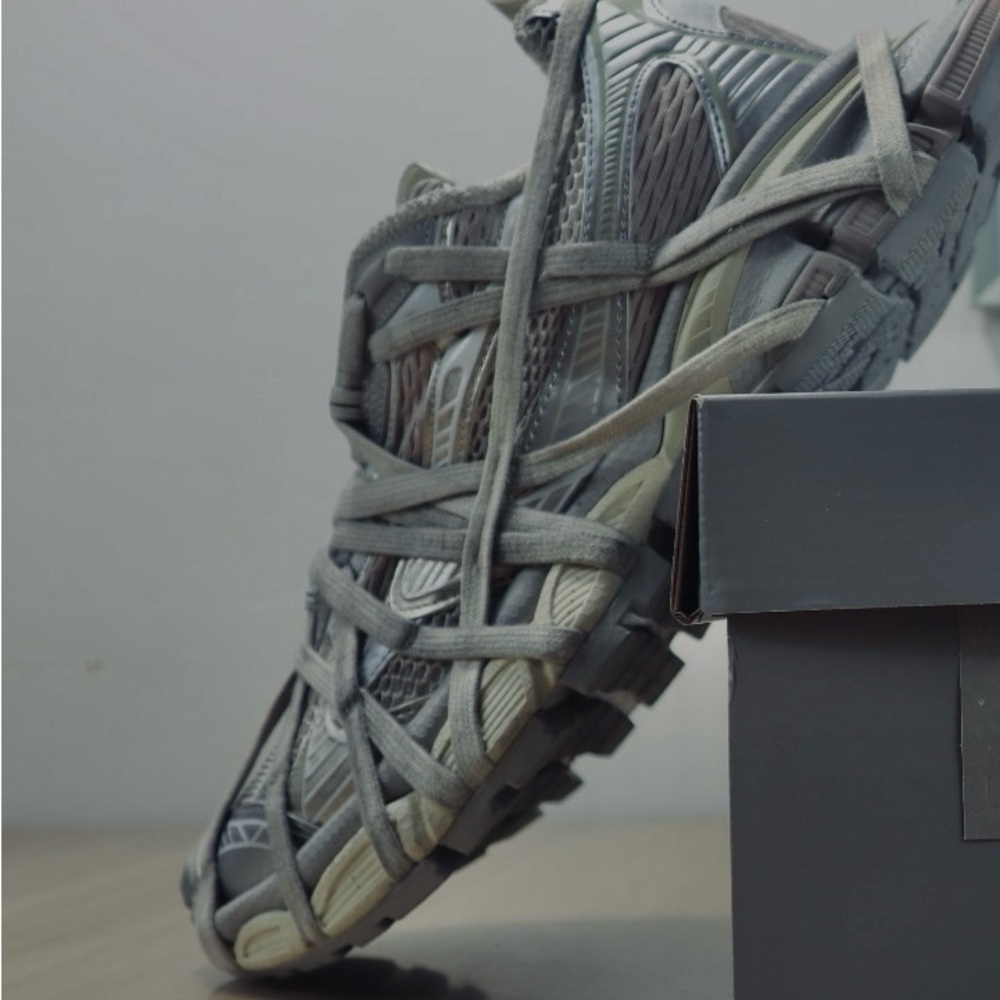 Balenciaga 3XL Extreme Lace Sneakers Size 43